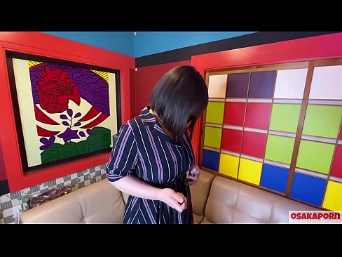 ❤️ Cutis Iaponica cum magnis tits masturbates cum sex nugis et gaudens habet. Loquitur in colloquio de experientia stupri eius. Ingens tits et hirsutus pussy cum voce magna. Osakaporn Porn video  at la.tubsexercom.ru